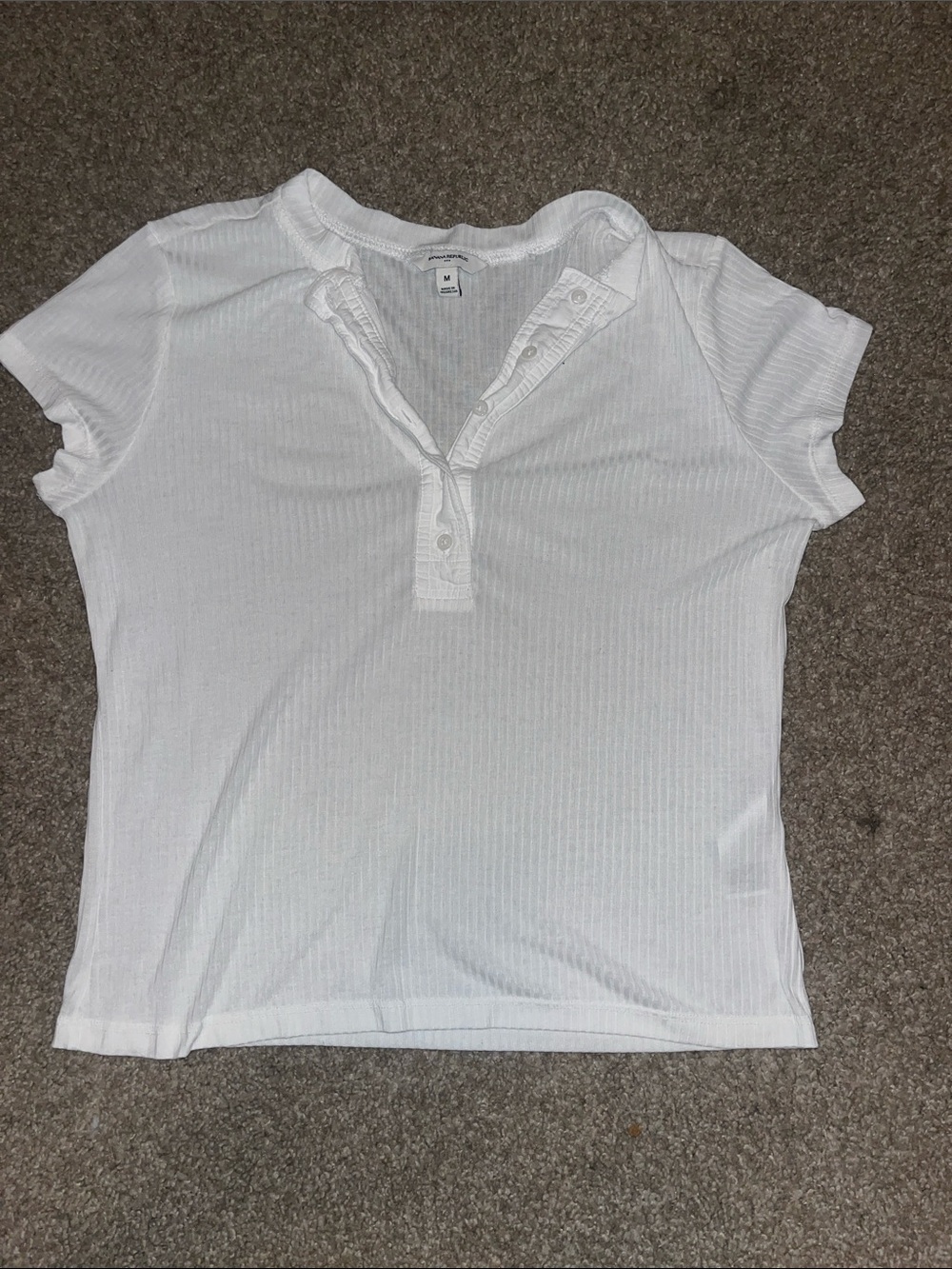 Banana Republic Women’s White Ribbed Button Henley Top